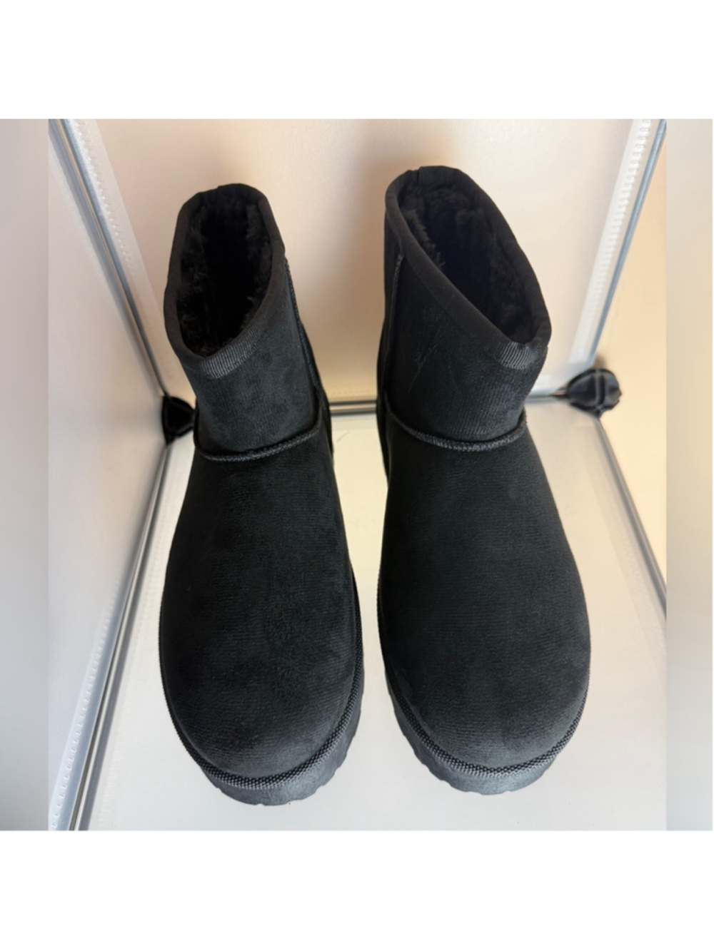 Women's Furry Faux Suede Ankle Platform Booties Black Size 6.5 New - Picture 3 of 8